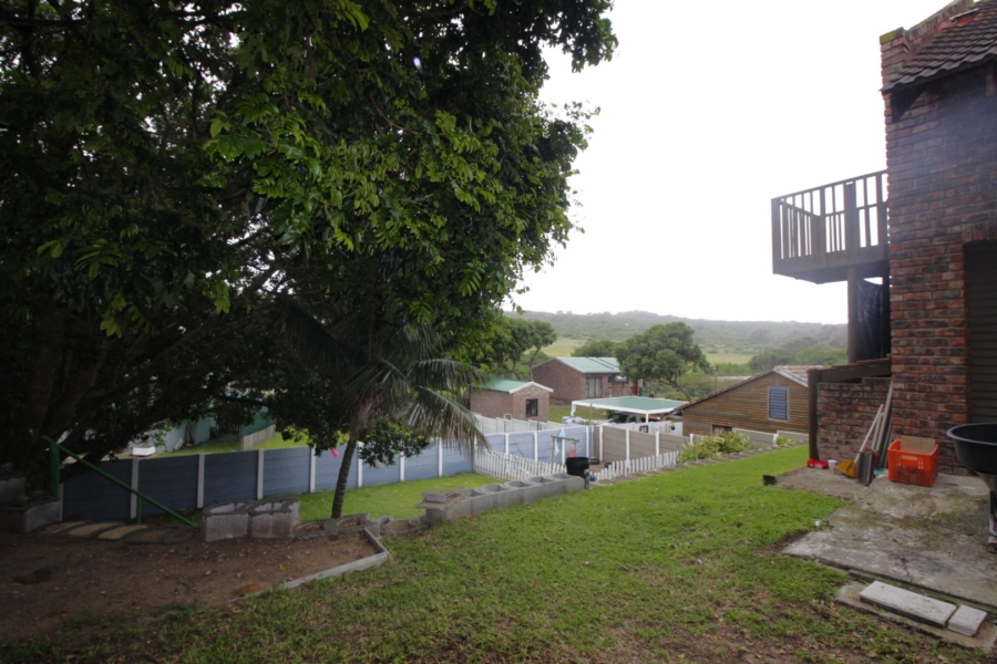 3 Bedroom Property for Sale in Clarendon Marine Eastern Cape